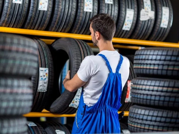 Karataş Oto Lastikçi